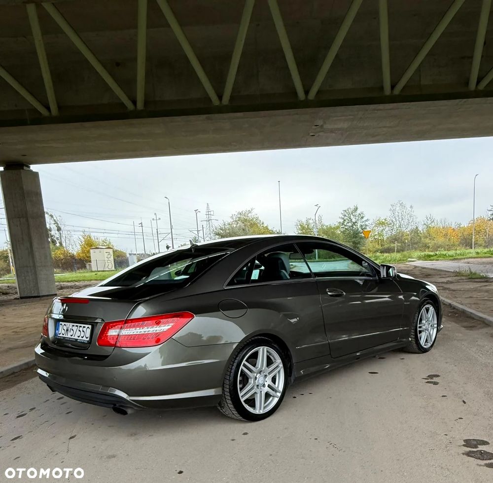 Mercedes-Benz Klasa E 350 CDI DPF Coupe BlueEFFICIENCY 7G-TRONIC Avantgarde - 10