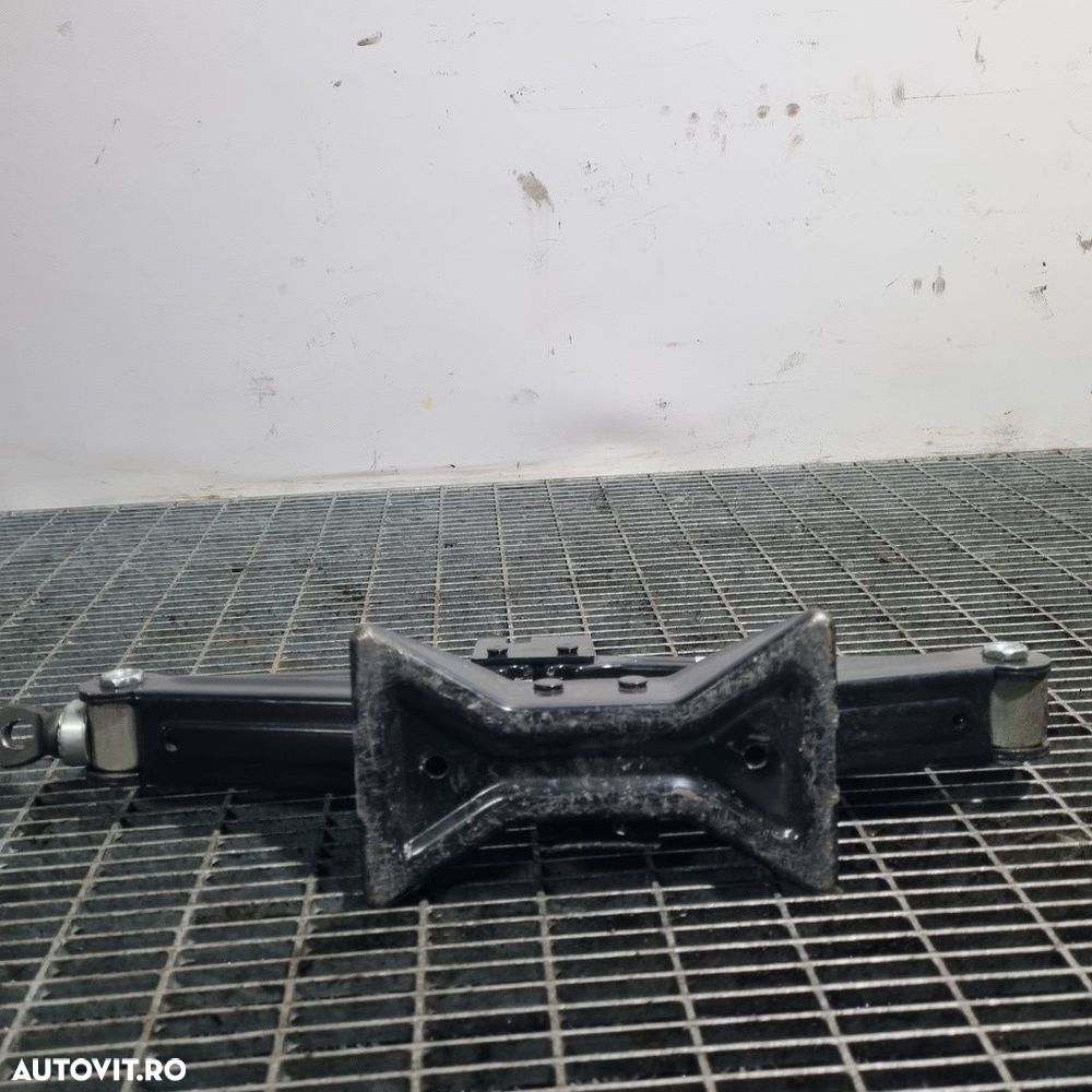 Cric Hyundai IX35 2010 - 2019 (1452) - 2