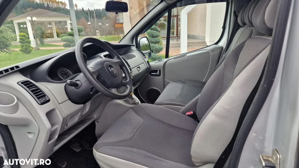 Renault Trafic Passenger 2.0 dCi L1H1 Authentique - 7