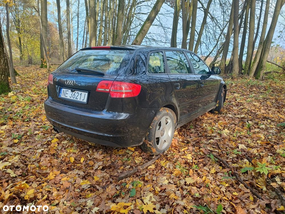 Audi A3 Sportback 2.0 TDI DPF Ambiente - 7