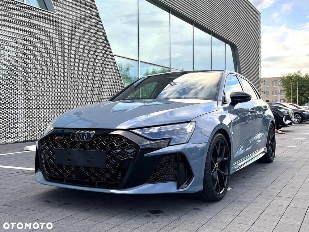 Audi RS3 Sportback - 9
