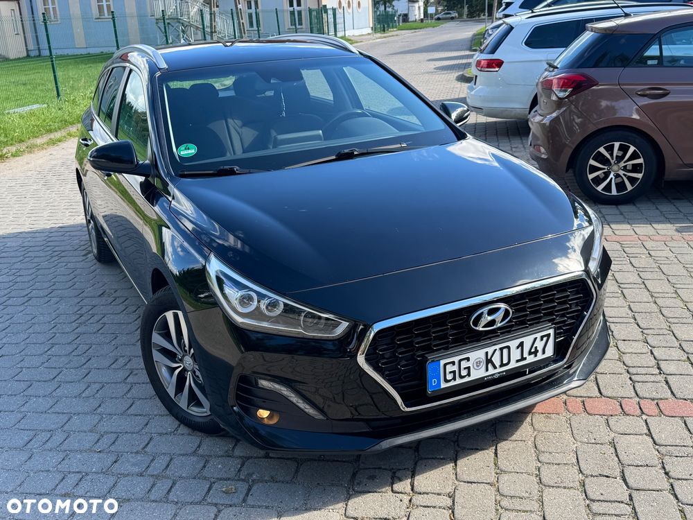 Hyundai i30 1.6 CRDI DCT EDITION 30+ - 3