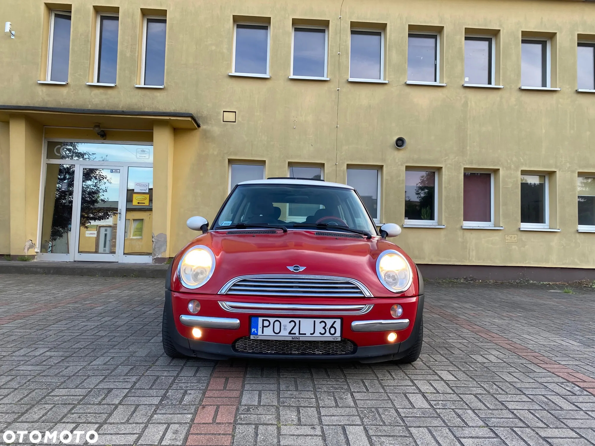 MINI Cooper Standard - 13