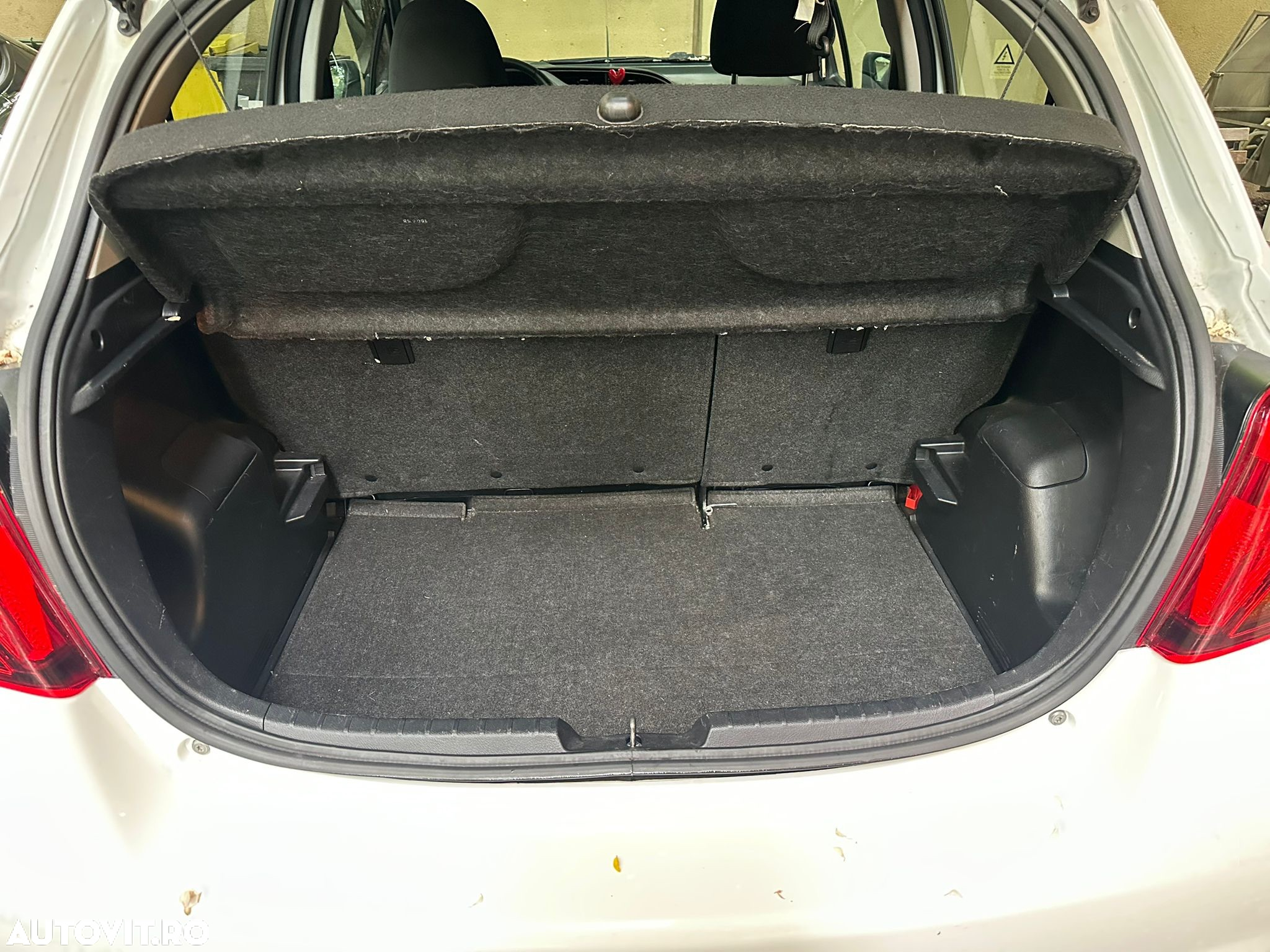 Toyota Yaris 1.3 VVT-i Luna - 8