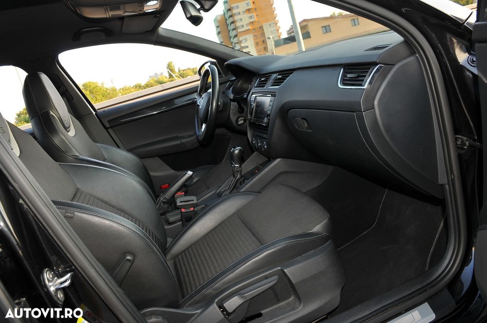 Skoda Octavia 2.0 TDI RS DSG - 8
