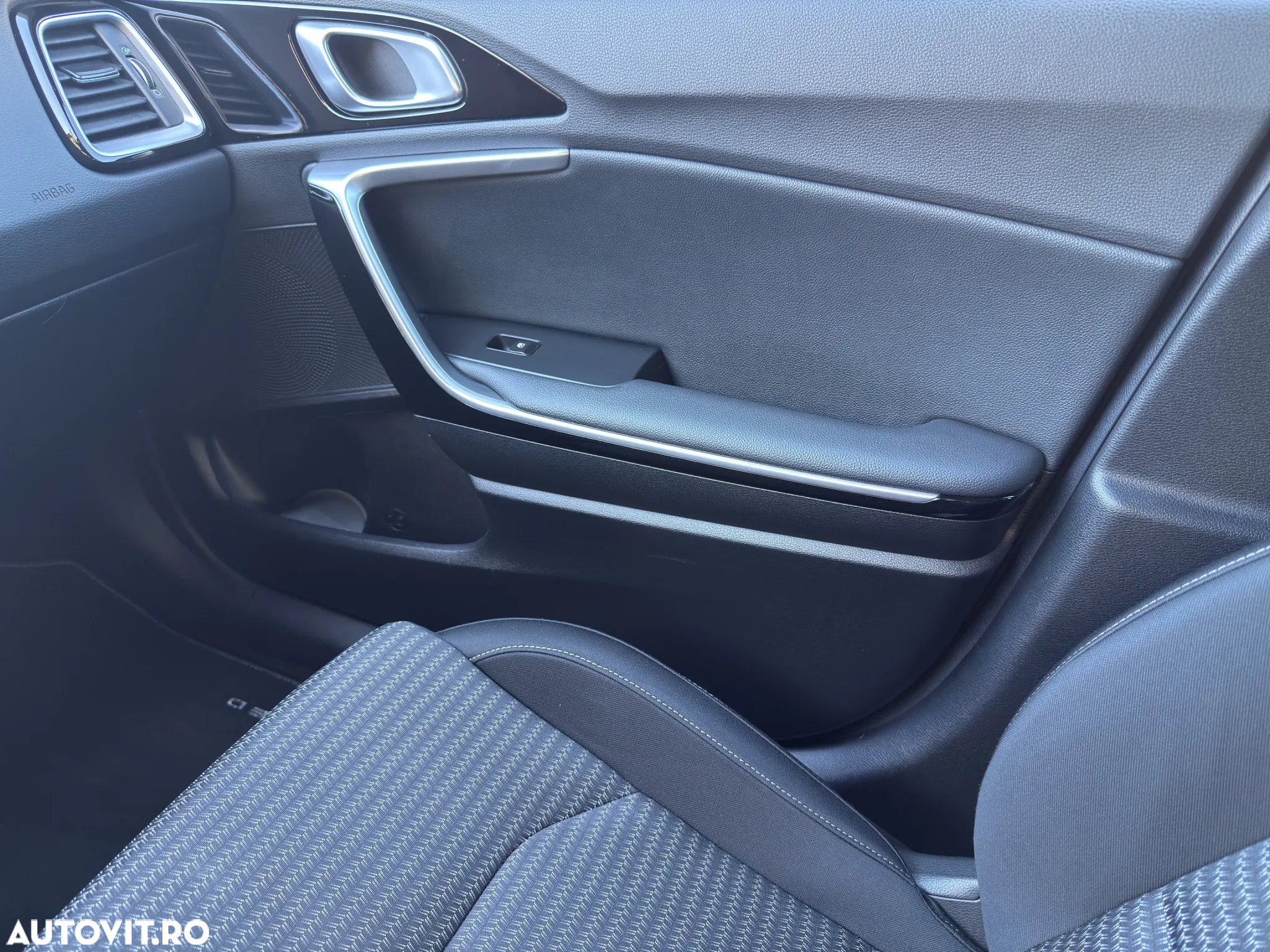 Kia XCeed 1.6 GDI DCT6 OPF Plug-in-Hybrid VISION - 17