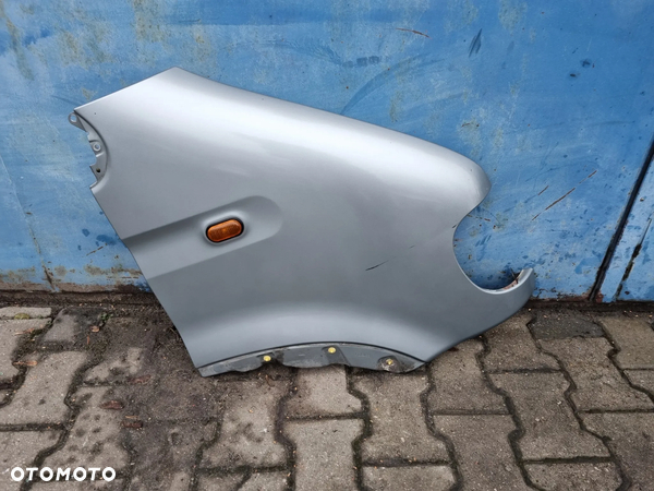 BŁOTNIK PRAWY MASTER MOVANO 98-03r. MV920