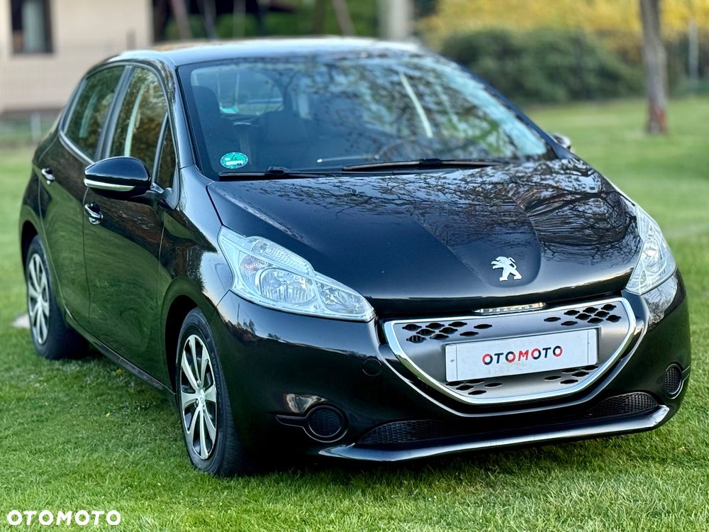 Peugeot 208 - 11