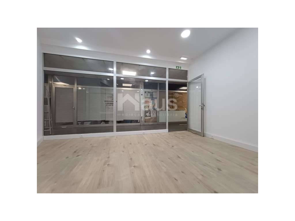 Loja totalmente remodelada - Grande imagem: 3/11