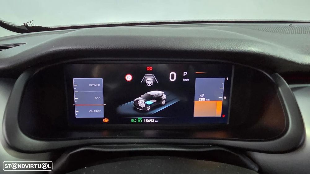 Jeep Avenger 1.2 e-Hybrid Summit DCT - 24