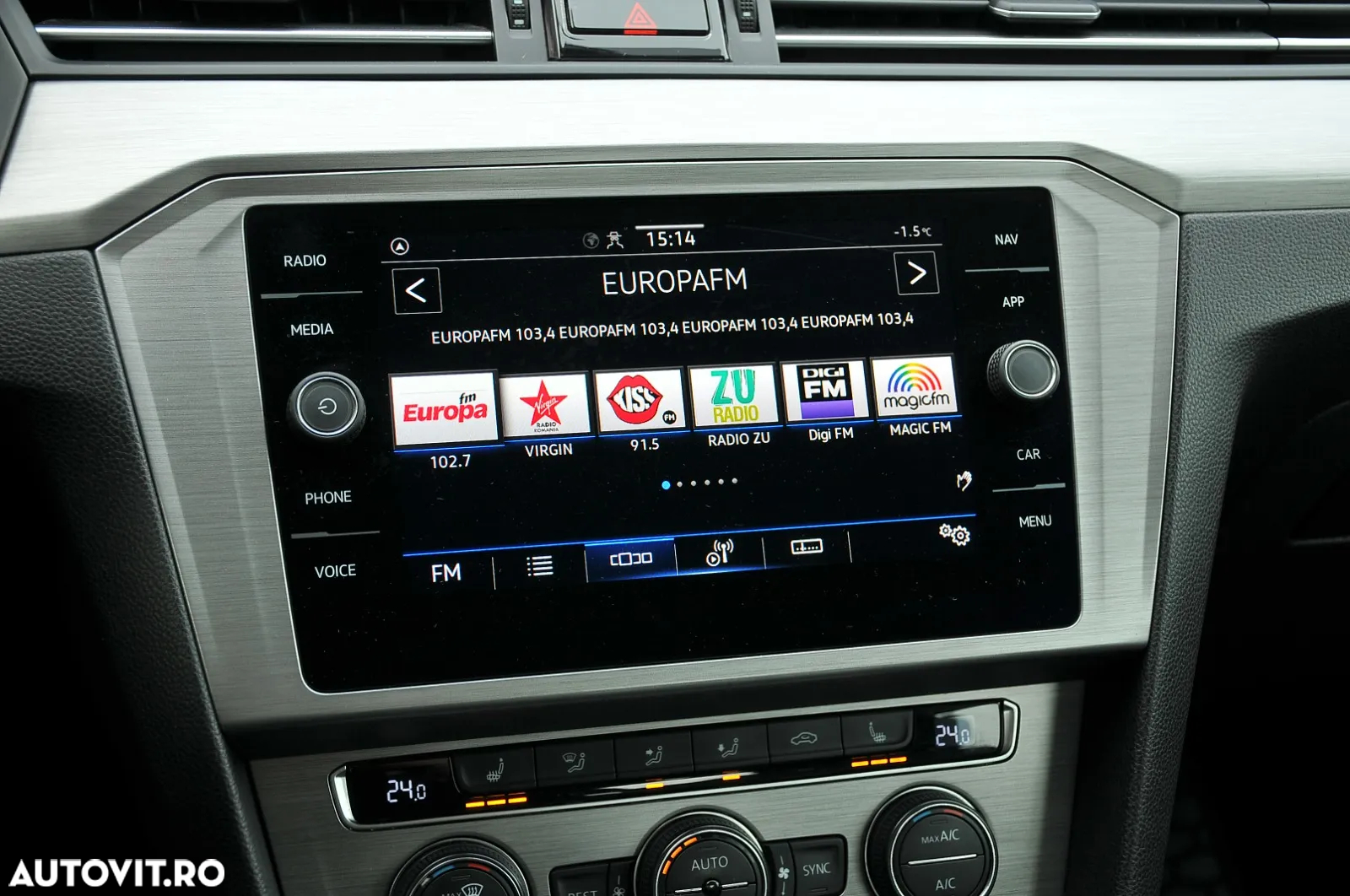 Volkswagen Passat Variant 2.0 TDI DSG (BlueMotion Technology) Comfortline - 20