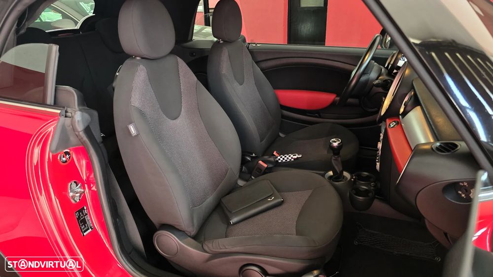 MINI Cabrio Cooper - 34