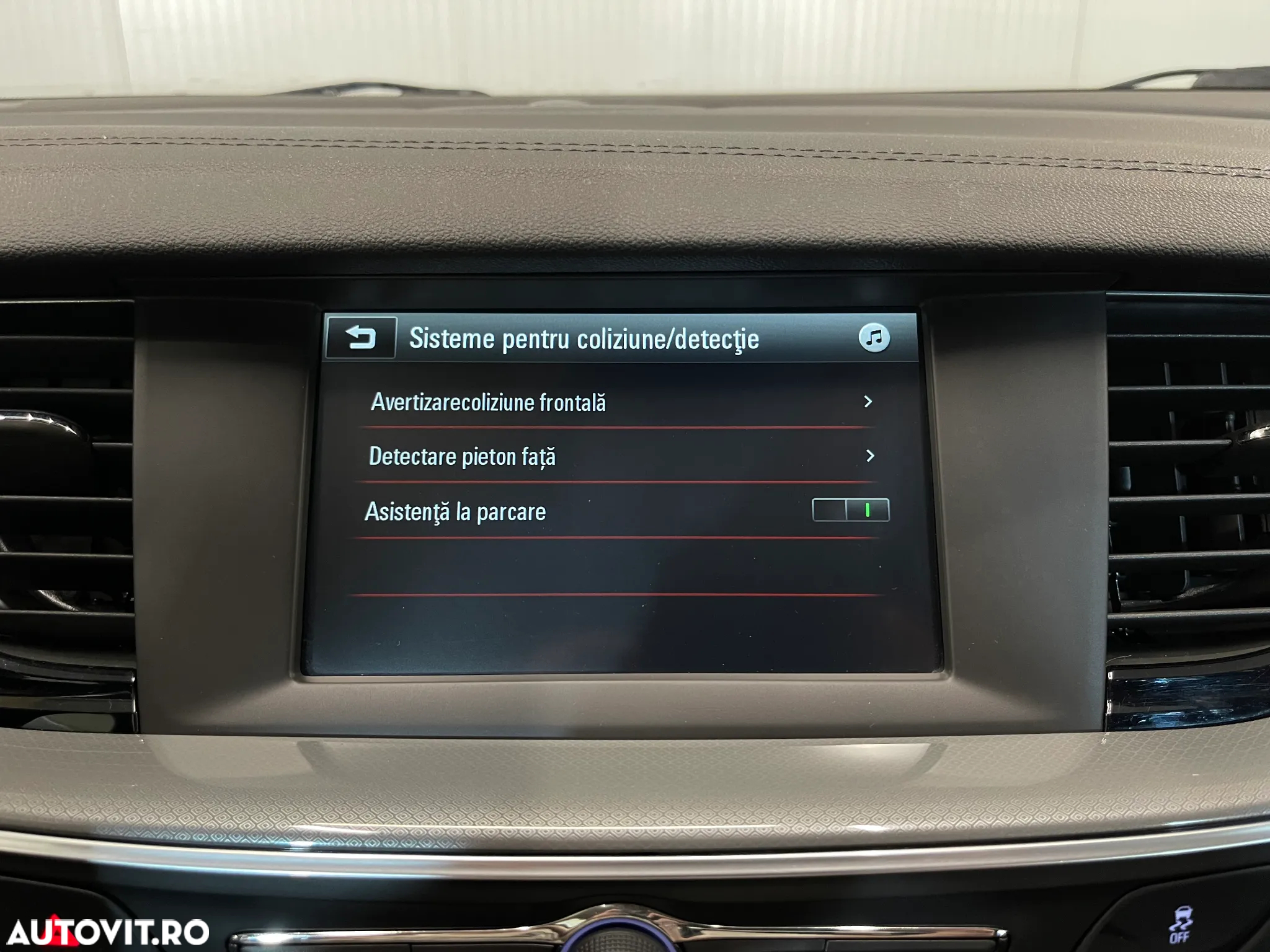 Opel Insignia Sports Tourer 2.0 Diesel Automatik Business Edition - 16