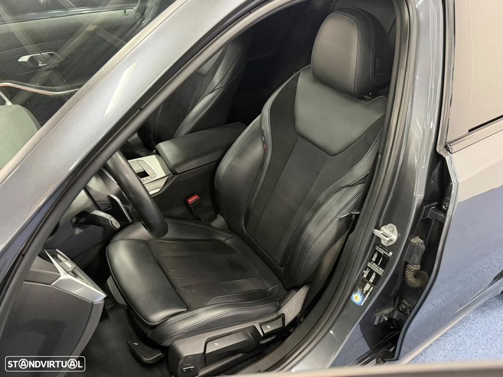 BMW 320 d Pack M Auto - 14