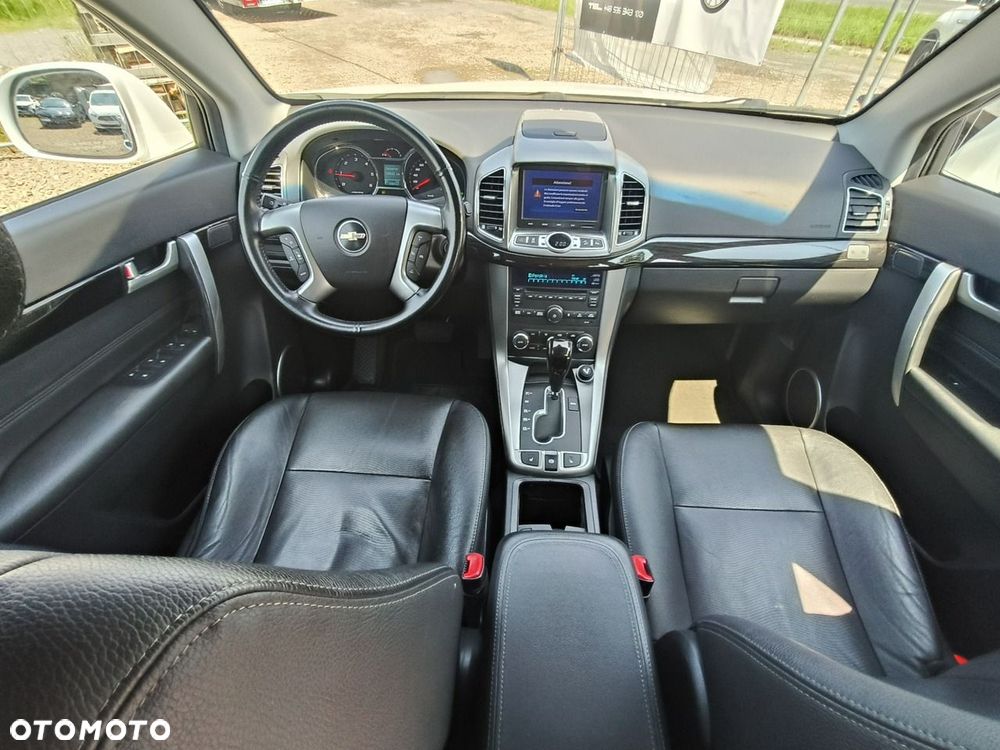 Chevrolet Captiva - 23