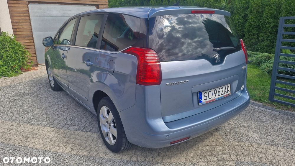 Peugeot 5008 - 3