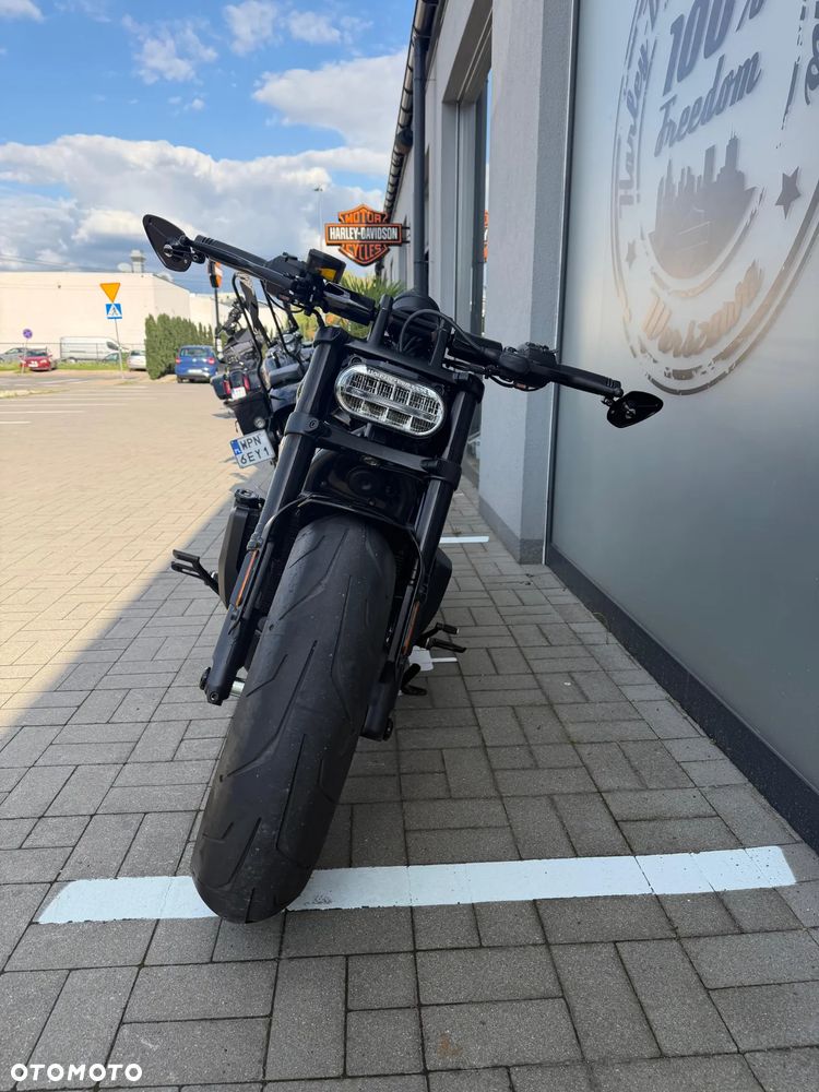 Harley-Davidson Sportster - 16