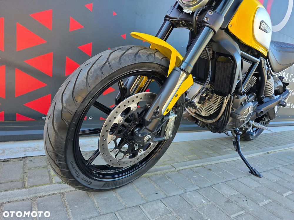 Ducati Scrambler - 13