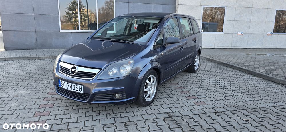 Opel Zafira - 1