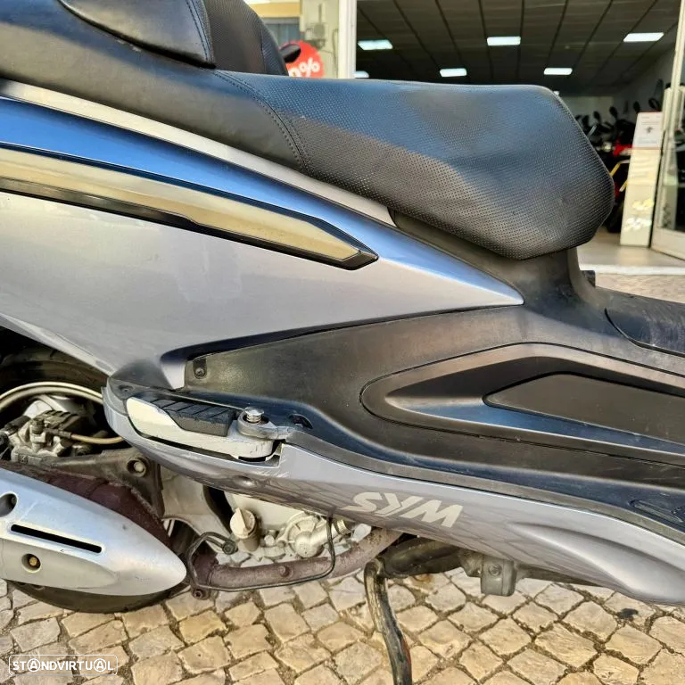 Sym GTS 125 - 22
