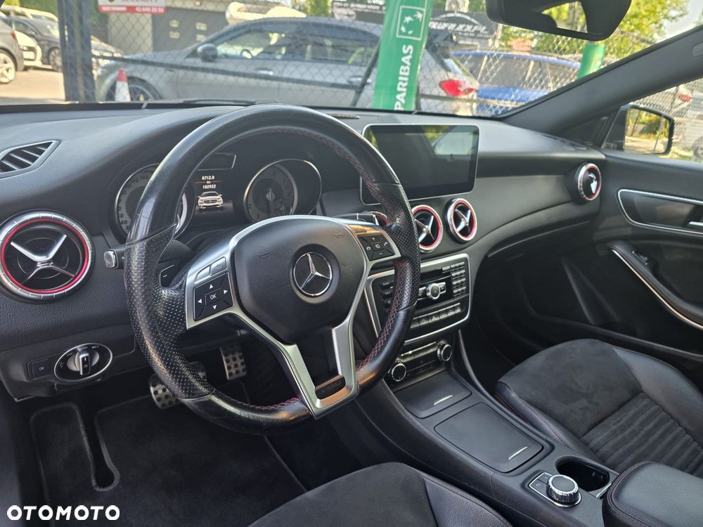 Mercedes-Benz CLA 200 7G-DCT AMG Line - 7