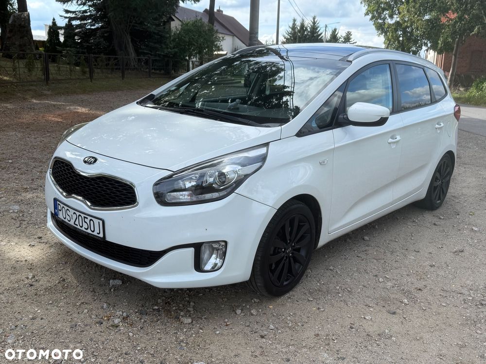 Kia Carens 1.7 CRDi XL 7os - 9