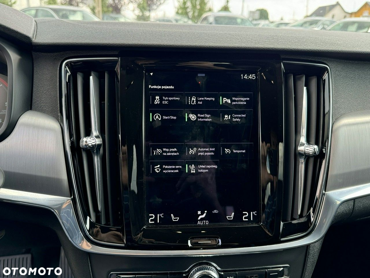 Volvo V90 - 39
