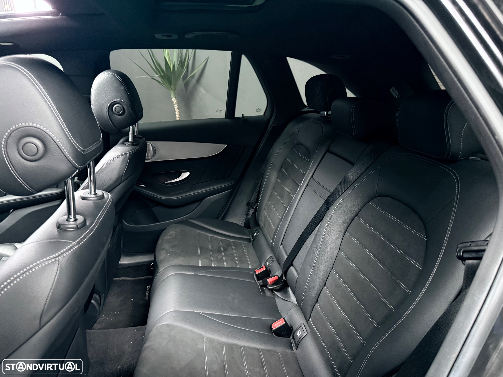 Mercedes-Benz GLC 300 de 4Matic 9G-TRONIC AMG Line Advanced - 14