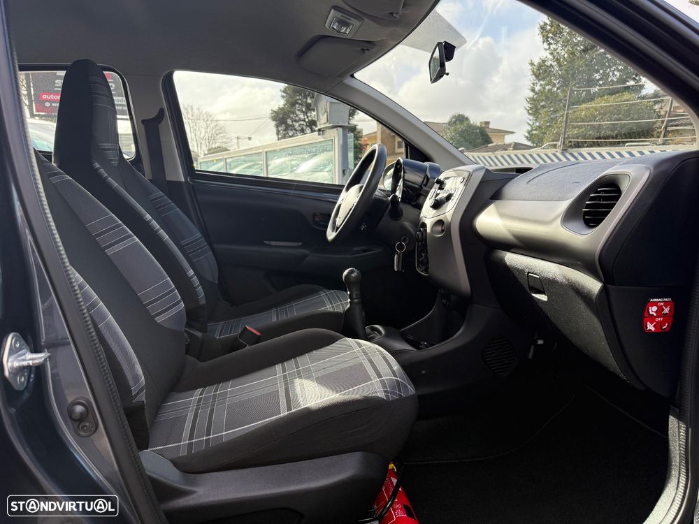 Peugeot 108 1.2 PureTech Active - 35