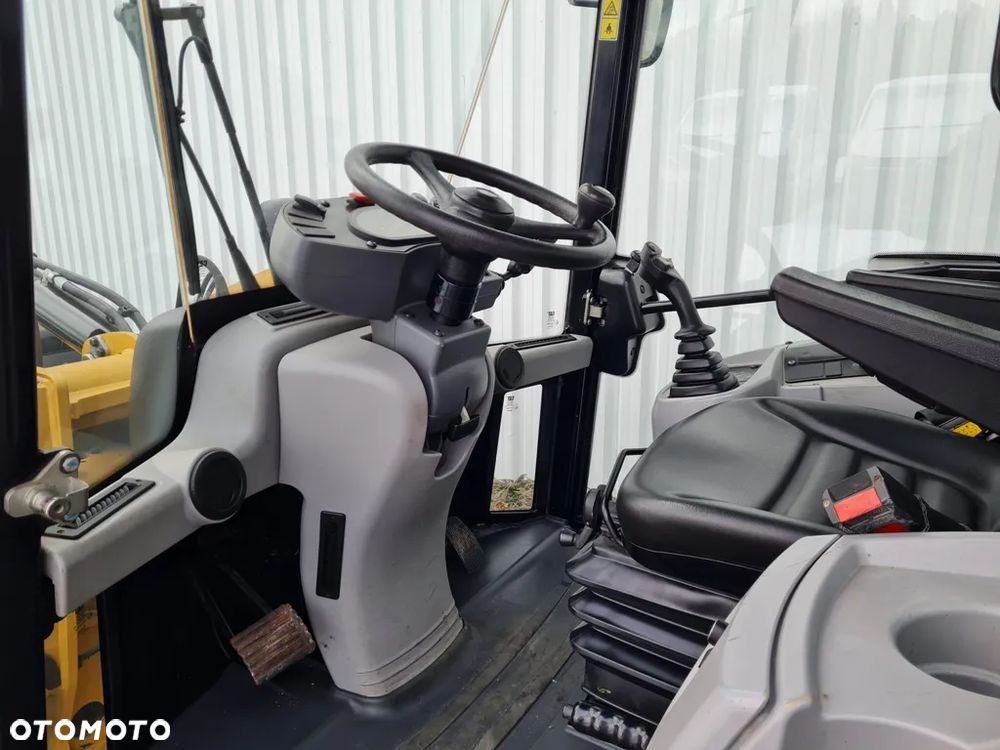 Caterpillar 906M STAN IDEALNY 2016ROK - 24