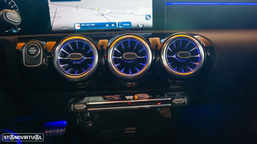 Mercedes-Benz A 250 Limousine e AMG Line - 18