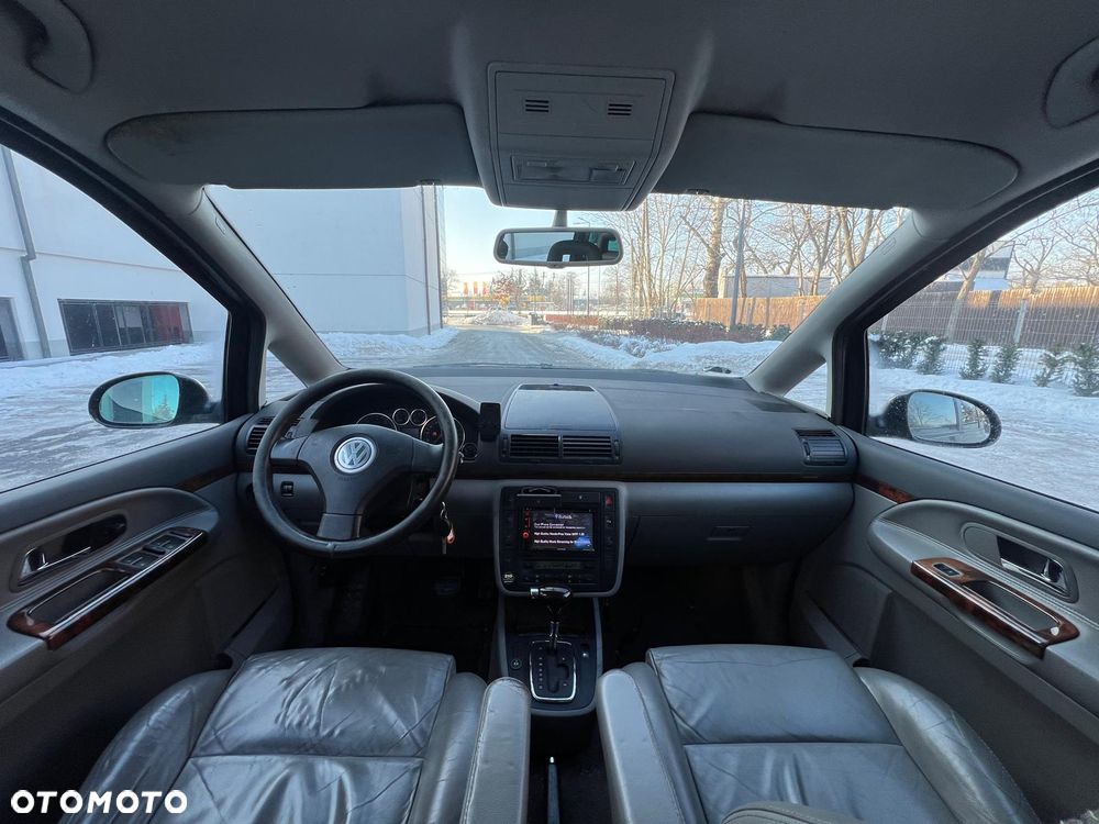 Volkswagen Sharan 2.8 V6 Highline Tiptr - 17