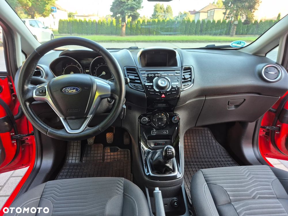 Ford Fiesta 1.0 EcoBoost STart-Stop Titanium - 35