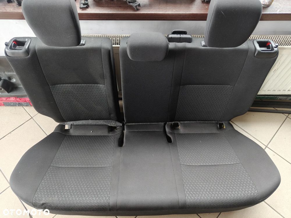 SUZUKI Swift Mk8 KOMPLET Foteli Europa - 4