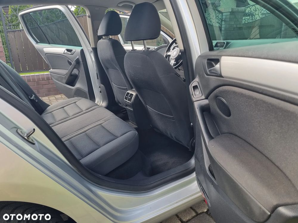 Volkswagen Golf 1.6 TDI DPF Comfortline - 14