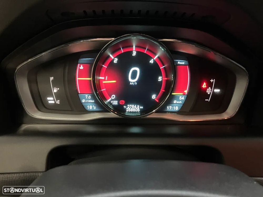 Volvo XC 60 2.0 D4 Summum - 40