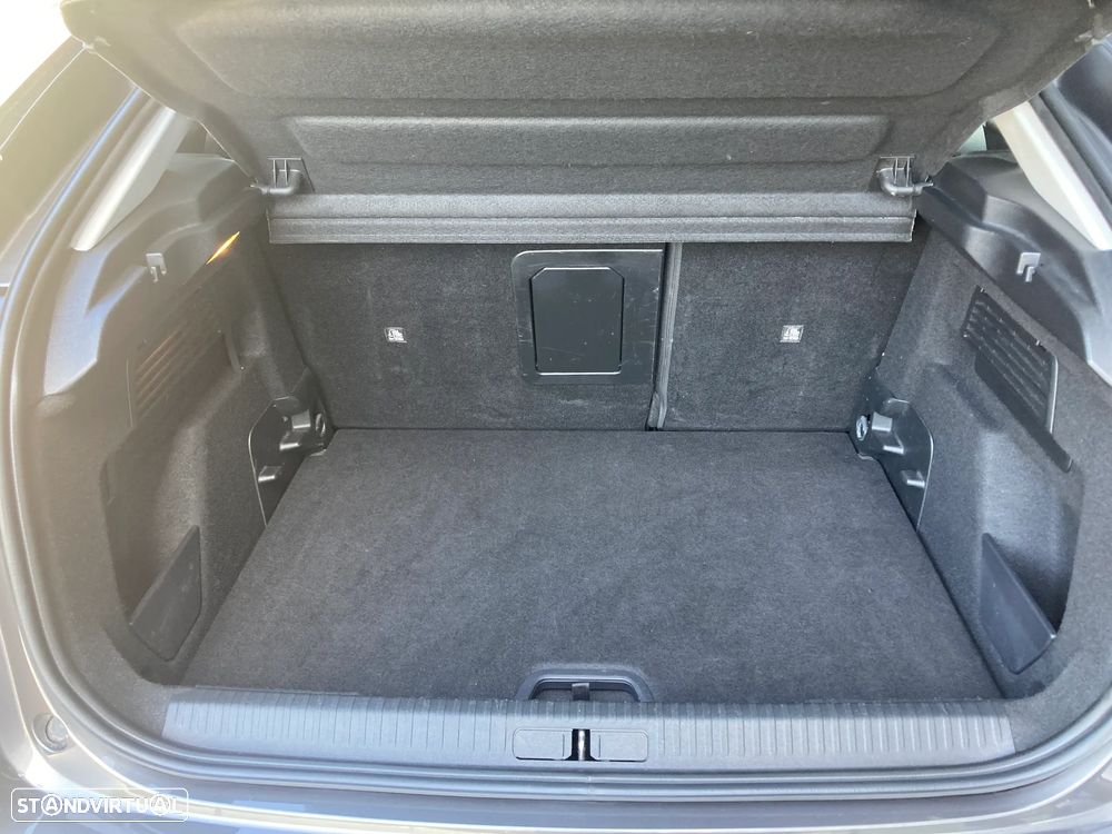 Citroën C4 1.2 PureTech Shine - 34