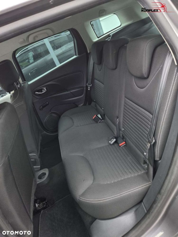Renault Clio - 10