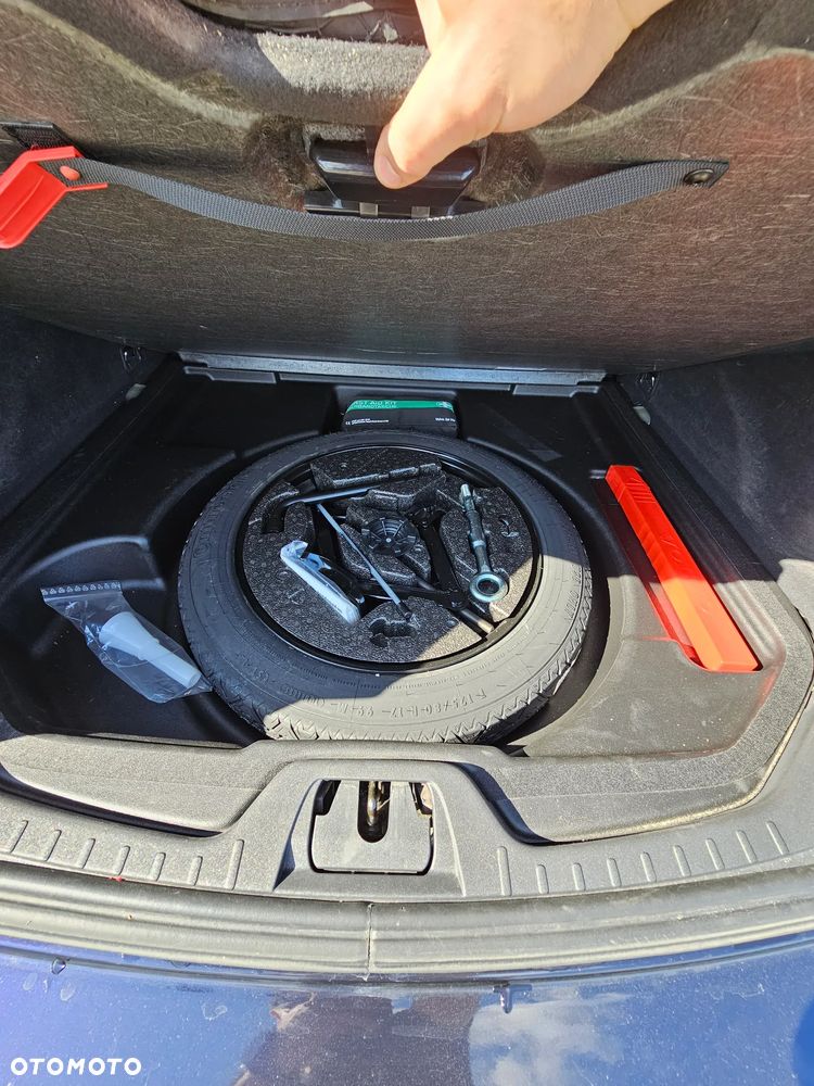 Volvo V60 D4 Drive-E Ocean Race - 13