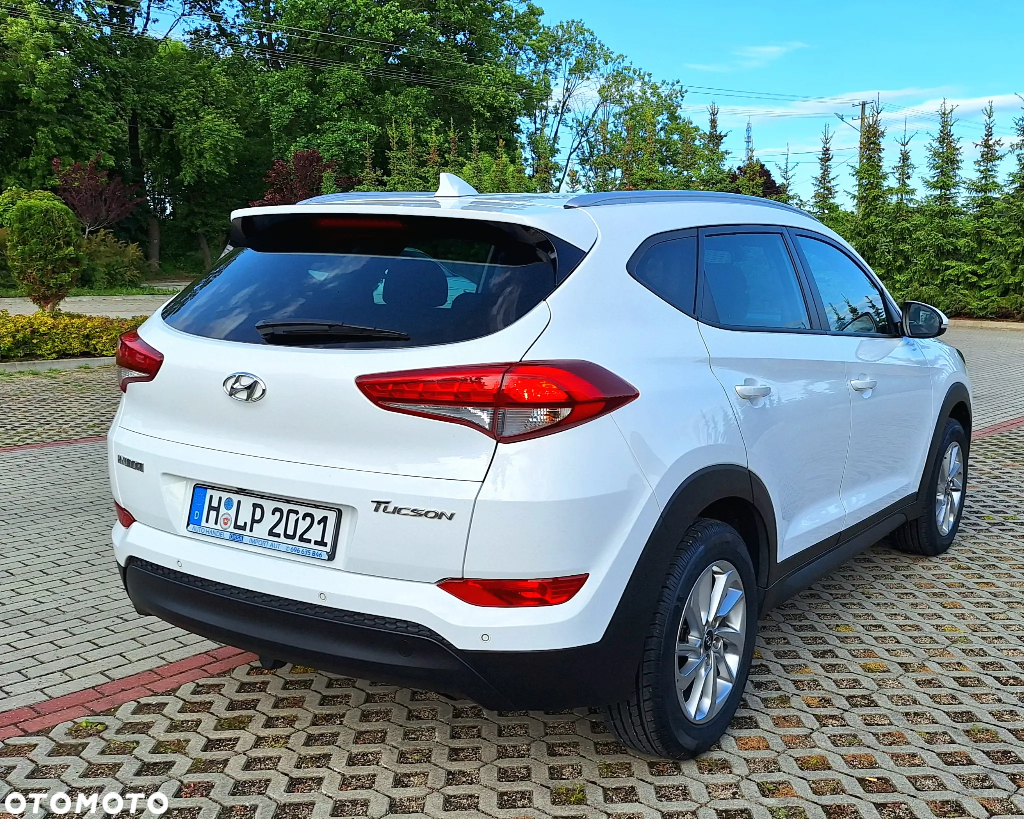 Hyundai Tucson blue 1.7 CRDi 2WD Intro Edition - 6