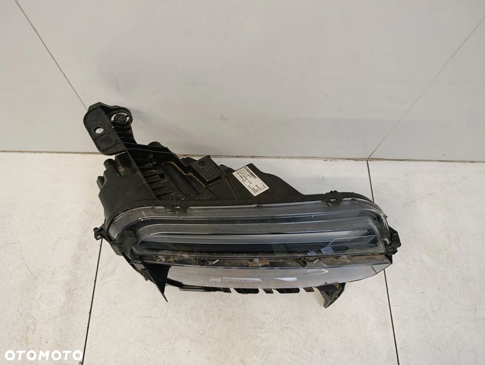 Lampa reflektor full led prawy przód eu Jeep Avenger - 4