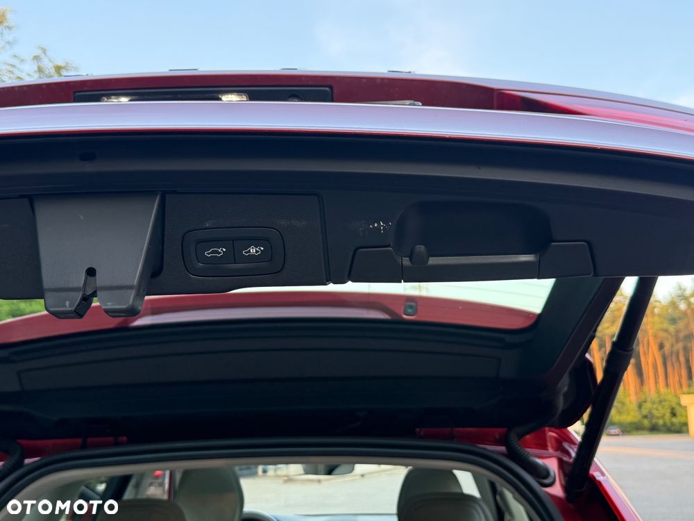 Volvo XC 60 T6 Plug-In Hybrid AWD Inscription - 21