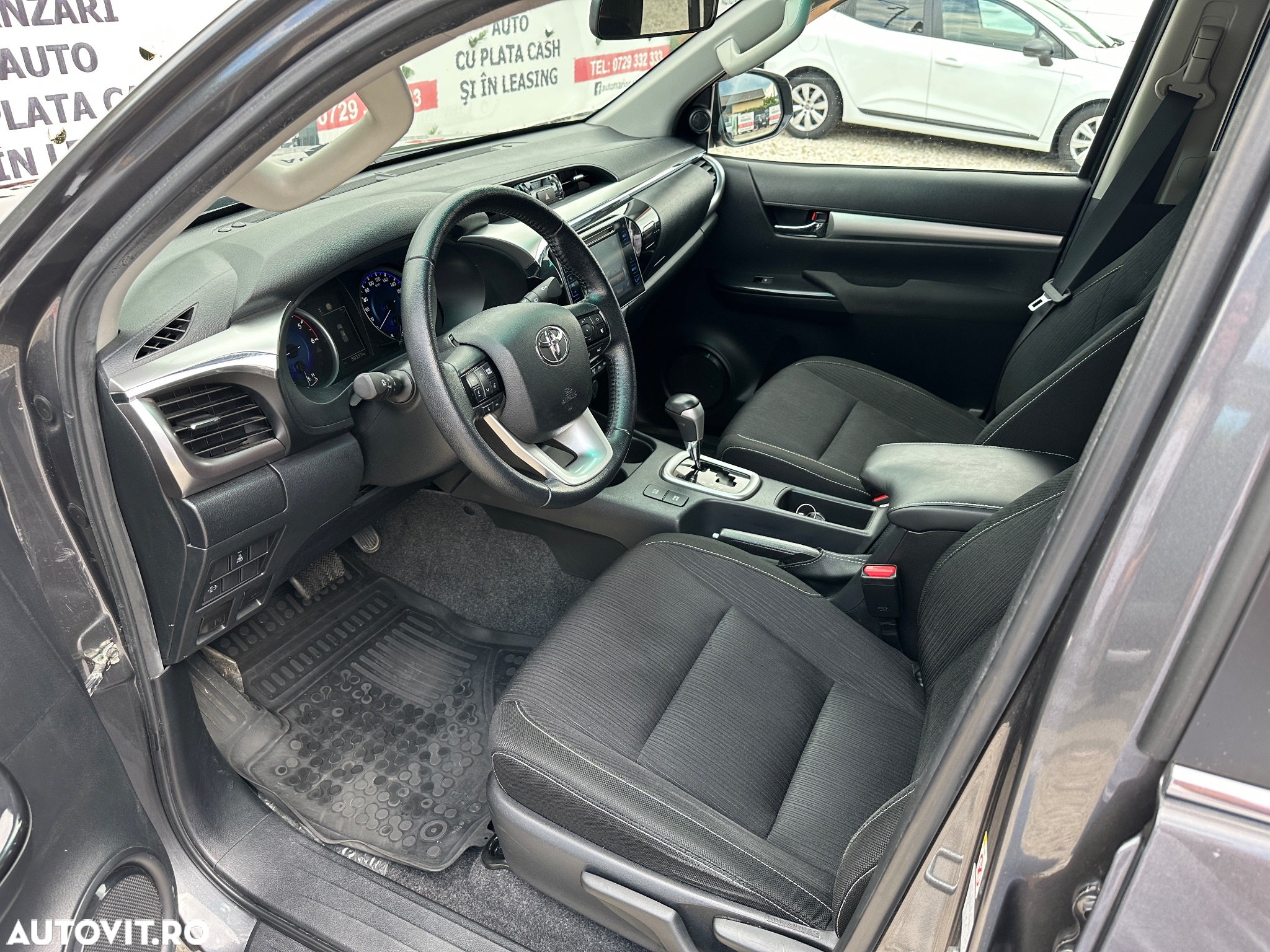 Toyota Hilux 2.4D 150CP 4x4 Double Cab AT Comfort - 11