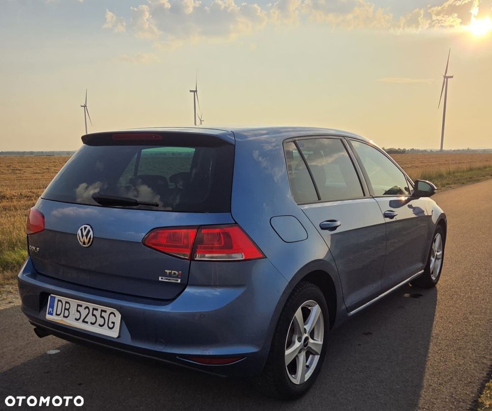 Volkswagen Golf - 4