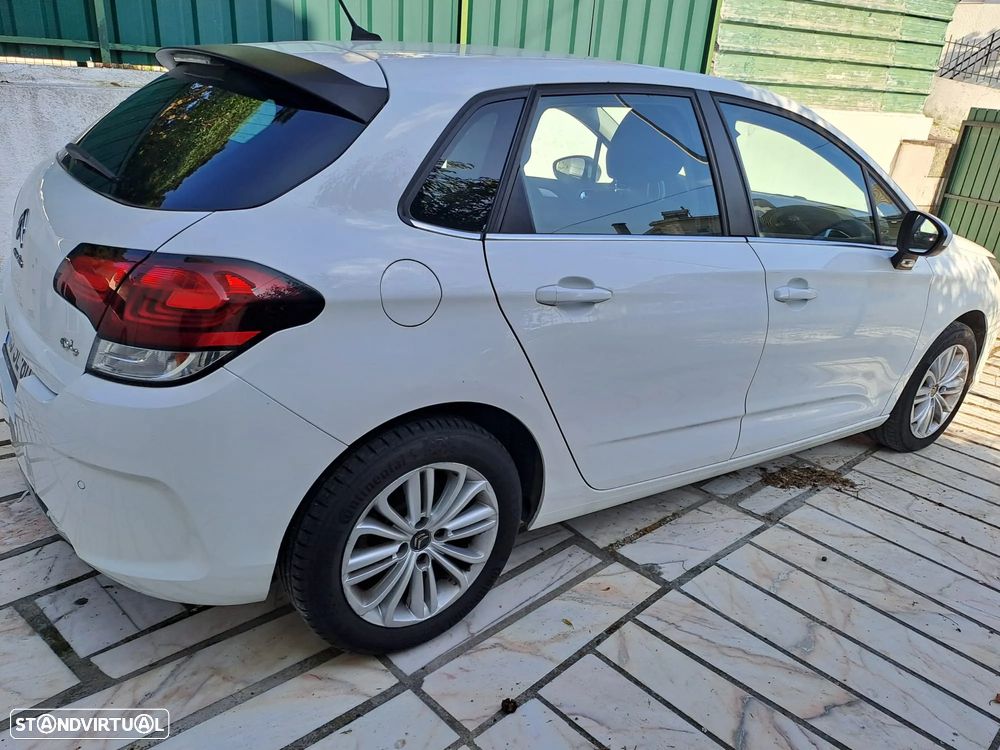 Citroën C4 1.2 PureTech Live - 1