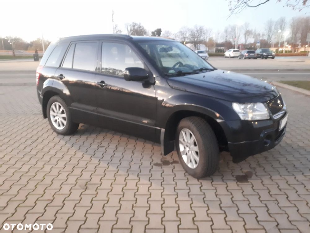 Suzuki Grand Vitara 2.0 De luxe - 3