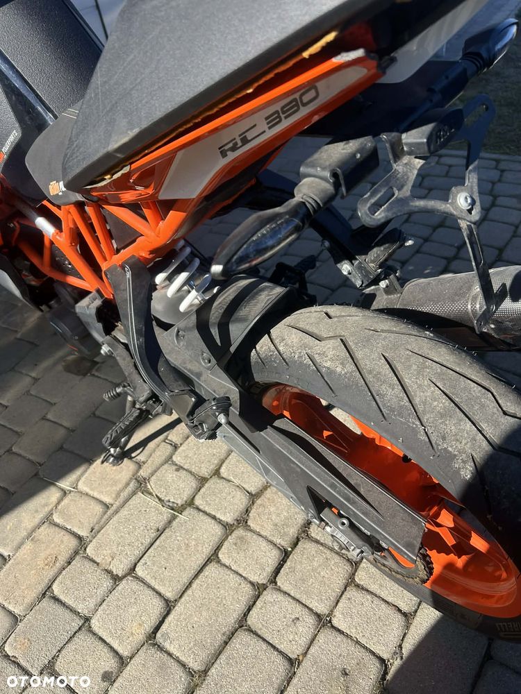 KTM RC 390 - 13