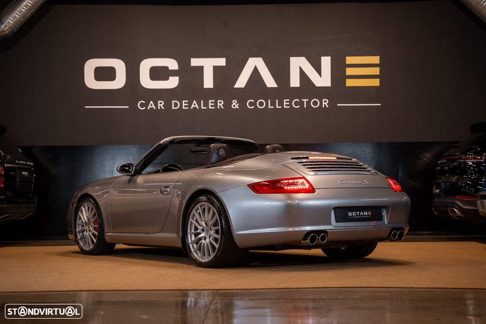 Porsche 911 (997) Carrera S Cabriolet - 4