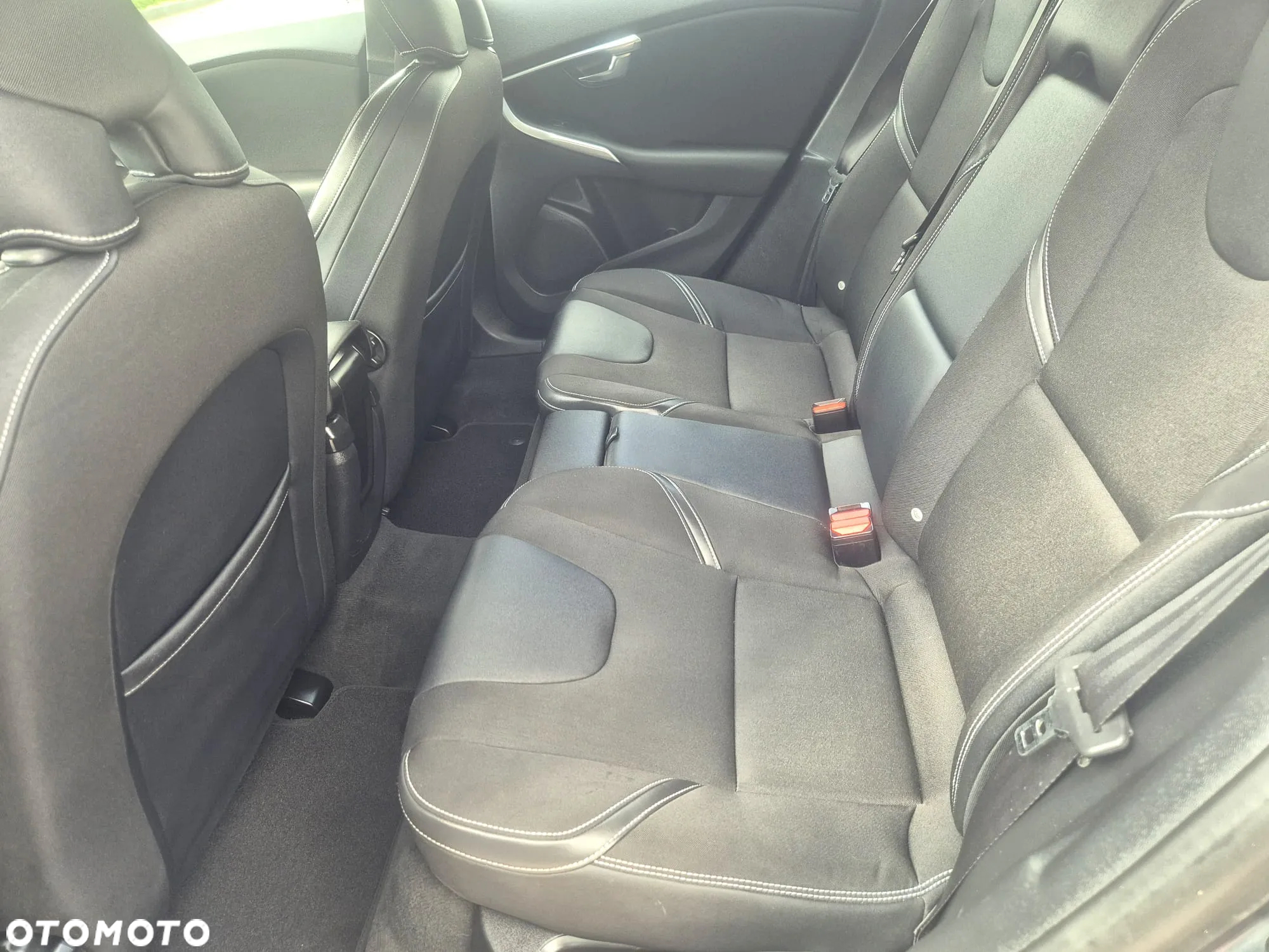 Volvo V40 - 8