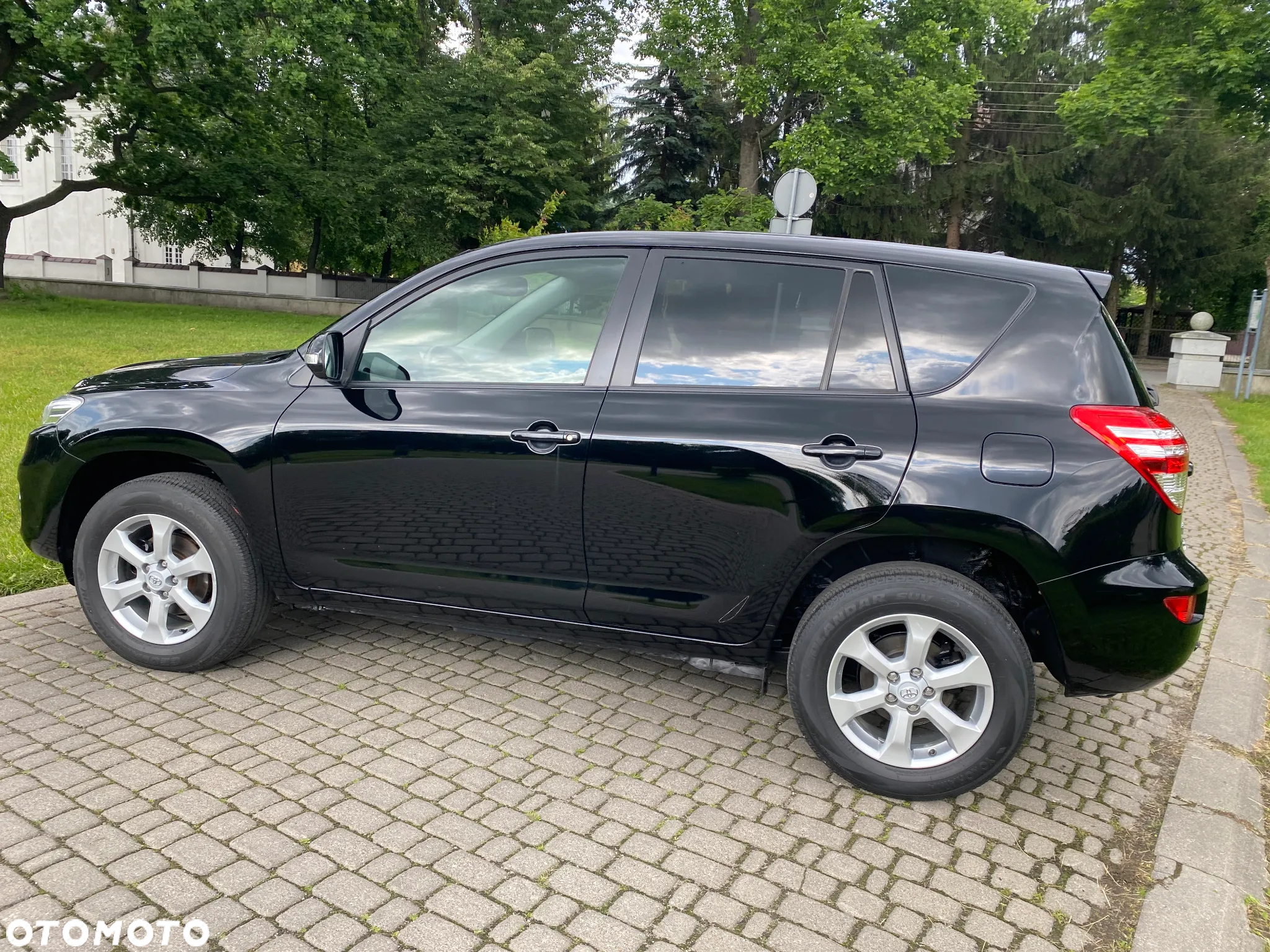 Toyota RAV4 2.0 4x4 Travel - 10